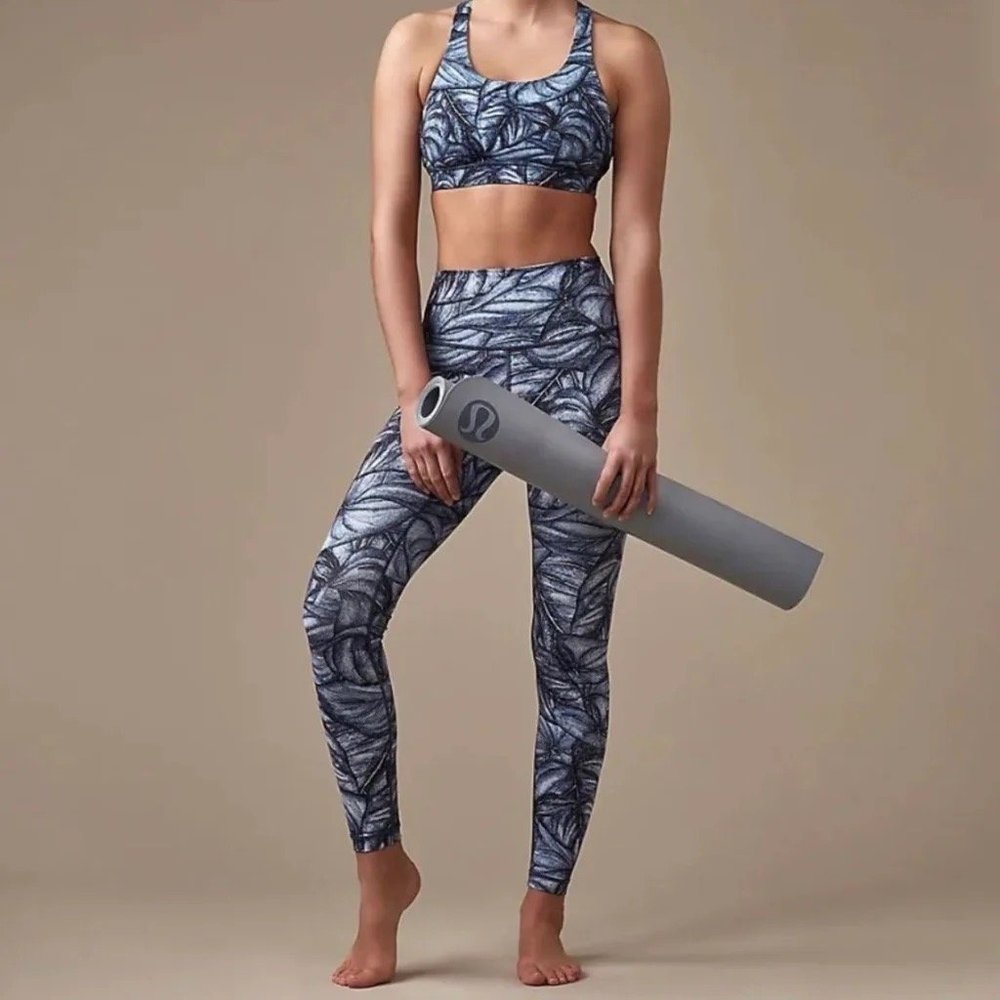 Like New - Lululemon Leggings - Size 0